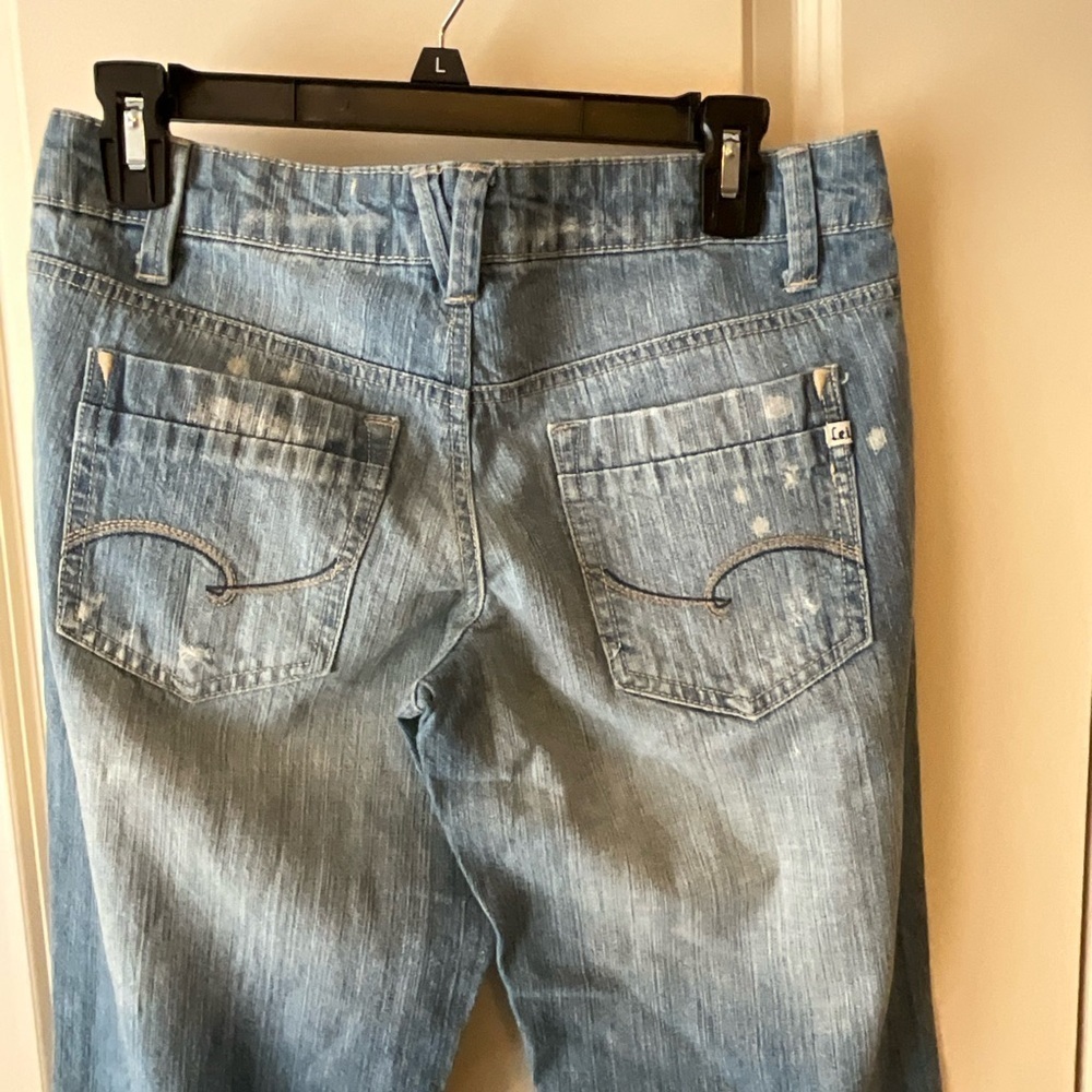 LEI WideLeg Distressed Blue Jeans size 5 - Picture 4 of 13